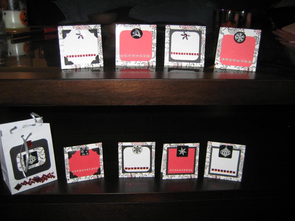 Holiday Placecard Set/gift Cards, Set Of 8 In A Handmade Decorative Bag, Red, Black & White Winter Theme